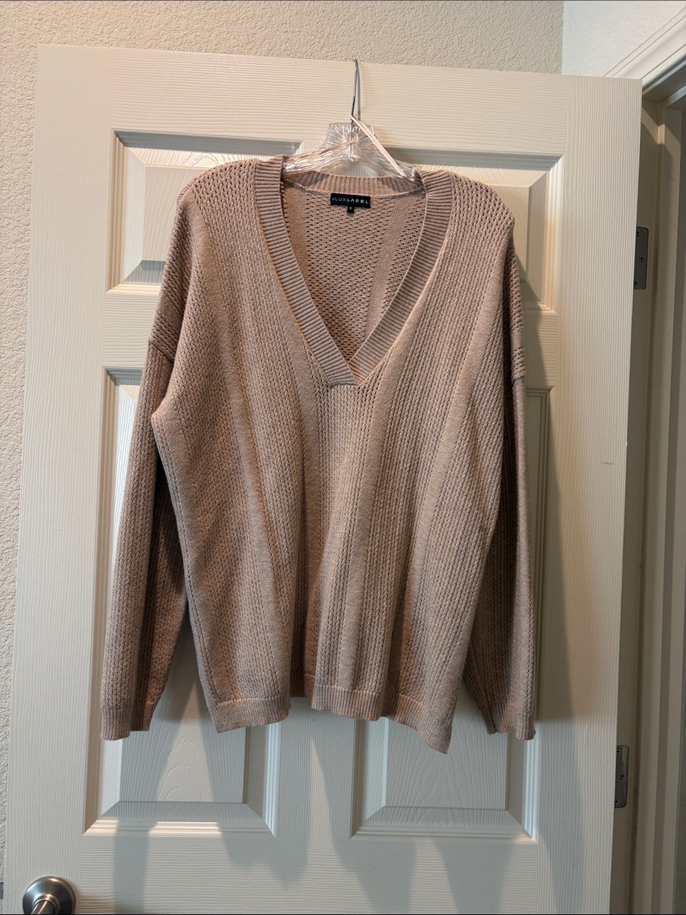 JLUXLABEL V-Neck Sweater in Taupe